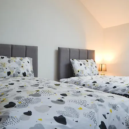 Sunset View-e4107a * Aspatria